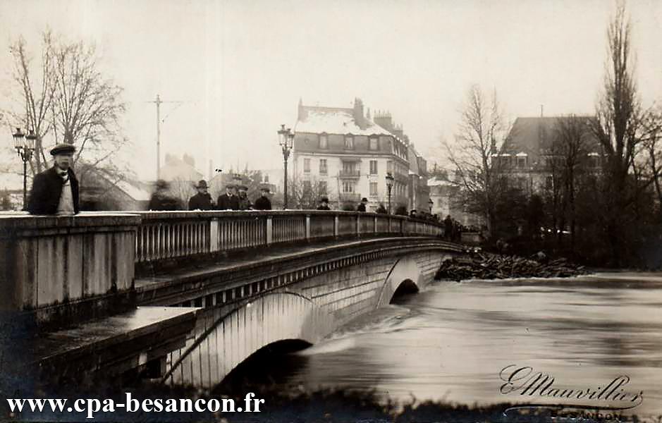 BESANÇON - Inondations de Janvier 1910 - Pont St-Pierre